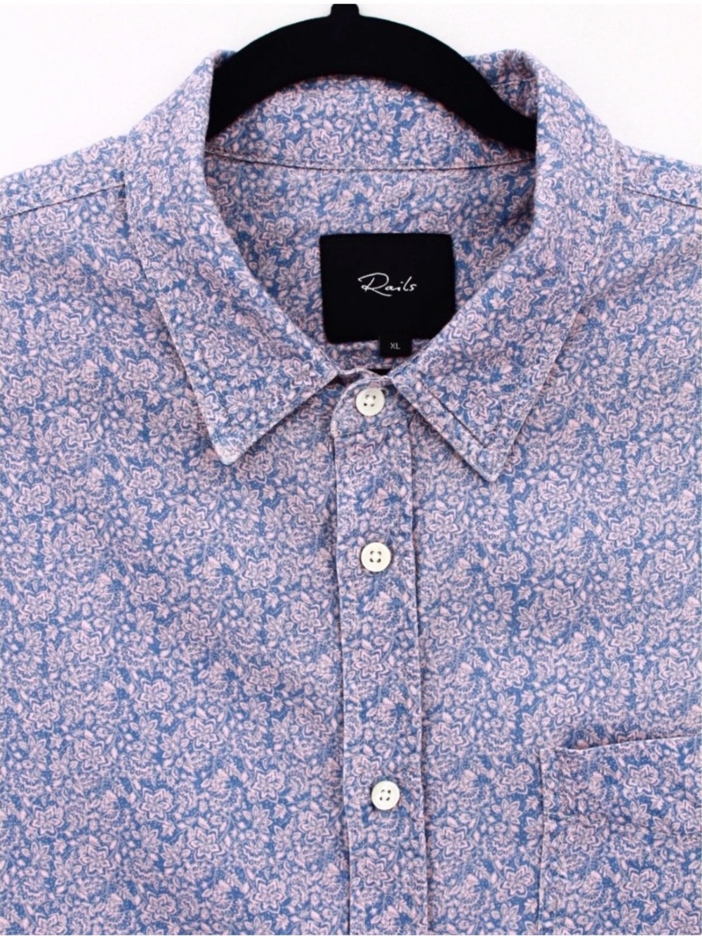 Rails men’s XXL linenDress shirt pink and blue like new!